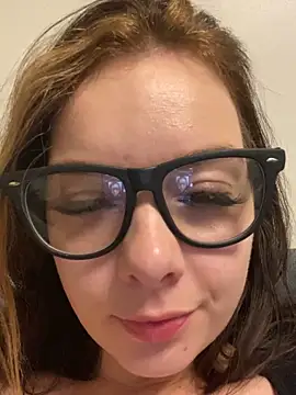 FilthyFrankie02 nude on webcam for live sex chat