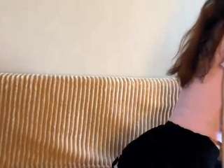 MaxineCurvin fully nude on Live Sex Chat