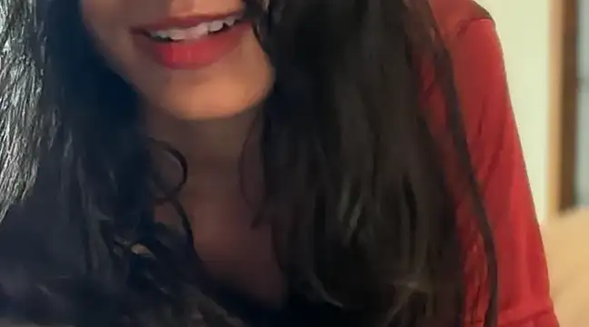 Wow-nisha nude on webcam for live sex chat