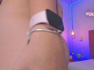 avalodge fully nude on Live Sex Chat