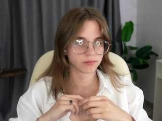BereniceCresswell fully nude on Live Sex Chat