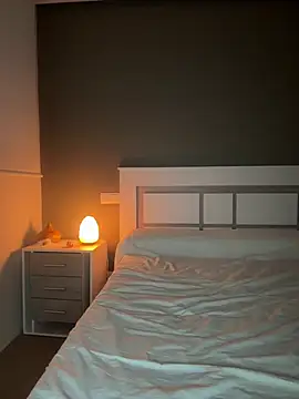 CamyBlossom nude on webcam for live sex chat