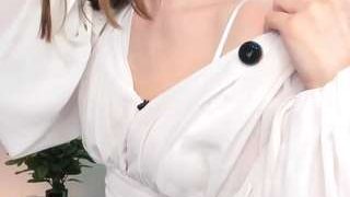 FannyGloss fully nude on Live Sex Chat