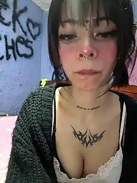 kiittyselenita nude on webcam for live sex chat