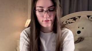 LilianDearborn fully nude on Live Sex Chat