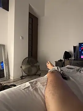NaomiMulan nude on webcam for live sex chat