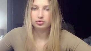 SaraKeyt fully nude on Live Sex Chat