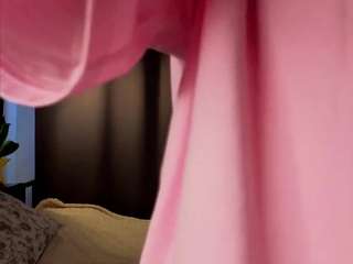 Shelley fully nude on Live Sex Chat