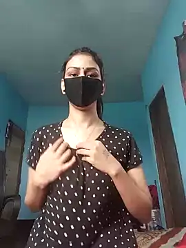 Tanisha-1 nude on webcam for live sex chat
