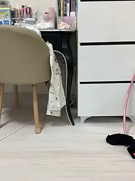 zaizaiNono nude on webcam for live sex chat