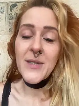 BaddieKitty_JoleneFuego nude on webcam for live sex chat