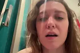 Bambi-Live nude on webcam for live sex chat