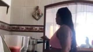bigassxxx1 fully nude on Live Sex Chat