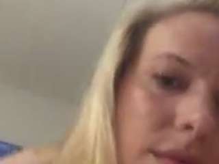 blondebombshellbaddie fully nude on Live Sex Chat