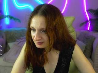 BonnieMur fully nude on Live Sex Chat