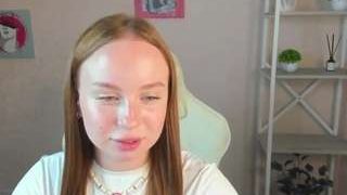 Bunny-Luvv fully nude on Live Sex Chat
