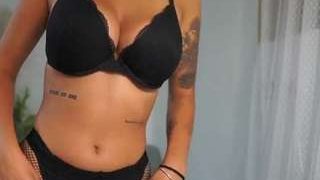 dollyvega69 fully nude on Live Sex Chat