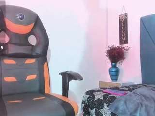 Eily-wish fully nude on Live Sex Chat