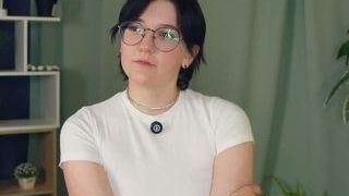 ErleneBorer fully nude on Live Sex Chat