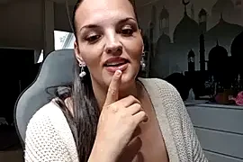 JUJUICY- nude on webcam for live sex chat