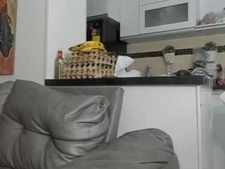 lauraswett fully nude on Live Sex Chat