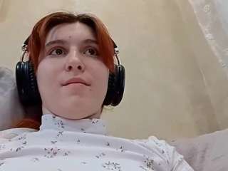 LizbethBelow fully nude on Live Sex Chat