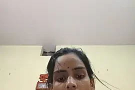pooja8008 nude on webcam for live sex chat