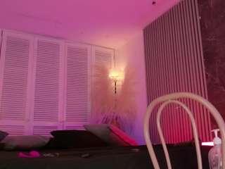 PrettyMaeve fully nude on Live Sex Chat