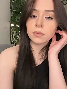 _SweetCandyy nude on webcam for live sex chat