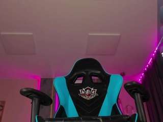 Alasska7 fully nude on Live Sex Chat