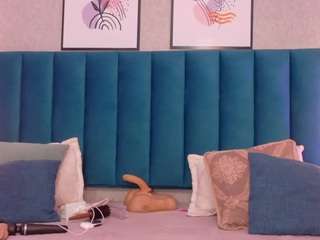 CheneellLorens fully nude on Live Sex Chat