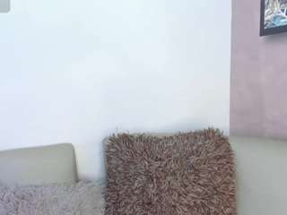 DahianaLincoln fully nude on Live Sex Chat