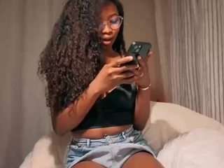 EbonyEmpressX fully nude on Live Sex Chat