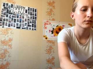 KeilyLove fully nude on Live Sex Chat