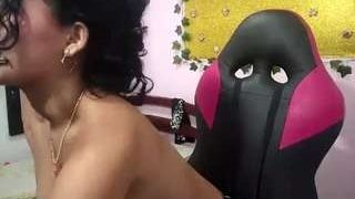 Lili-zoe fully nude on Live Sex Chat