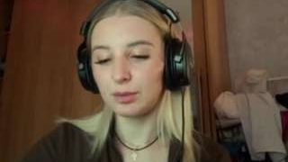 LuisDelusia fully nude on Live Sex Chat