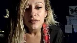 siihrynnnyx fully nude on Live Sex Chat