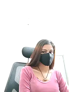 Tanisha-1 nude on webcam for live sex chat