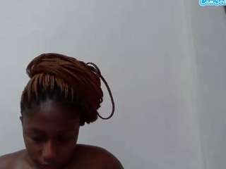 VyxenBliss fully nude on Live Sex Chat