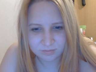 Elle fully nude on Live Sex Chat