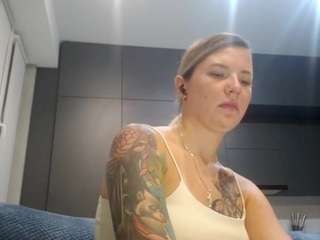 JacklynMieth fully nude on Live Sex Chat
