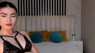 LucyWeiss fully nude on Live Sex Chat