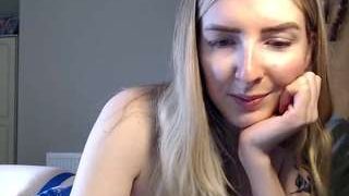MillymaeeX fully nude on Live Sex Chat