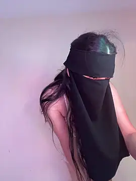 Rawan-The-Queen nude on webcam for live sex chat