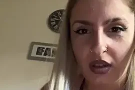Sexy_Bulgarian_woman nude on webcam for live sex chat