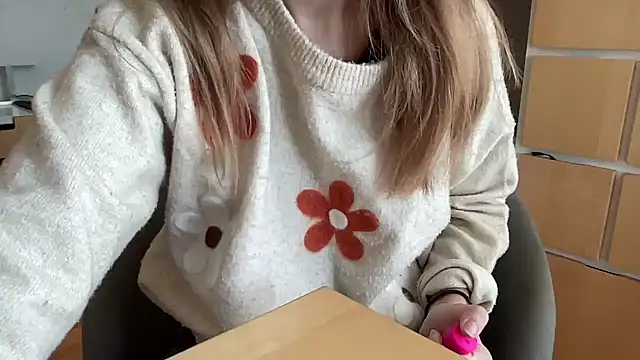 birbantee nude on webcam for live sex chat