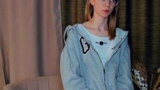DorrisSwayzer fully nude on Live Sex Chat