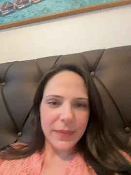 Lady_LauraRose nude on webcam for live sex chat