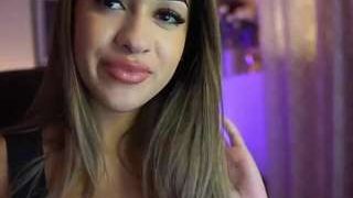 lanii4uxxx fully nude on Live Sex Chat