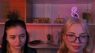 sendi-cais fully nude on Live Sex Chat